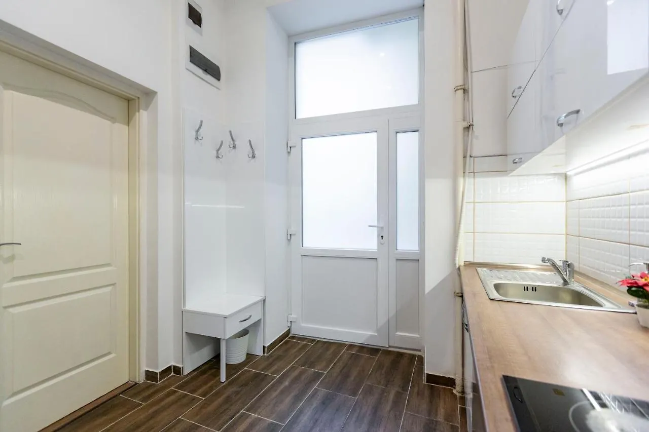 Apartamento Cozy & Pleasant Homes In The Heart Of Budapest Hungría