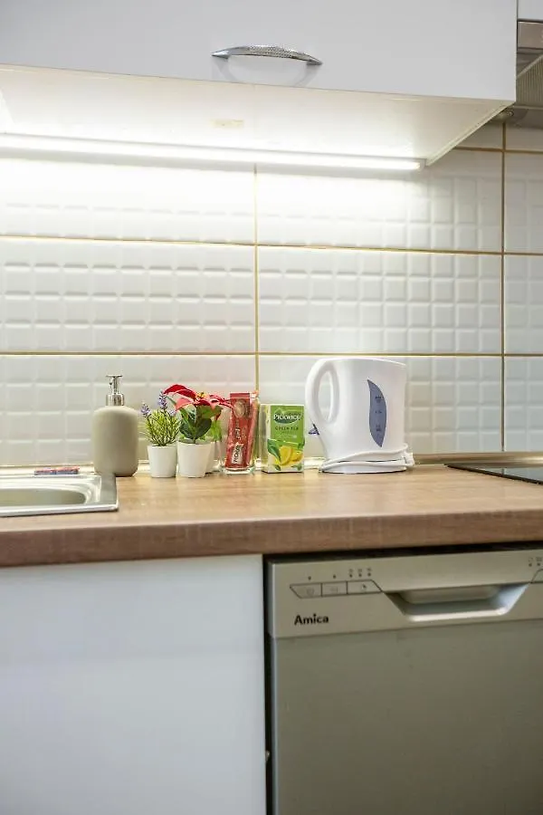 Cozy & Pleasant Homes In The Heart Of Budapest Apartamento