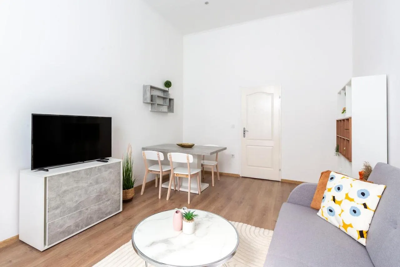 Cozy & Pleasant Homes In The Heart Of Budapest Apartamento